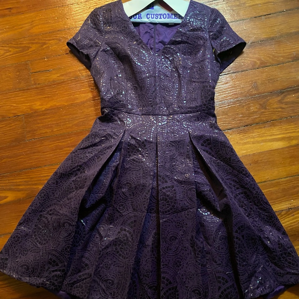 Banana Republic Purple cocktail dress 0P. Great used condition.